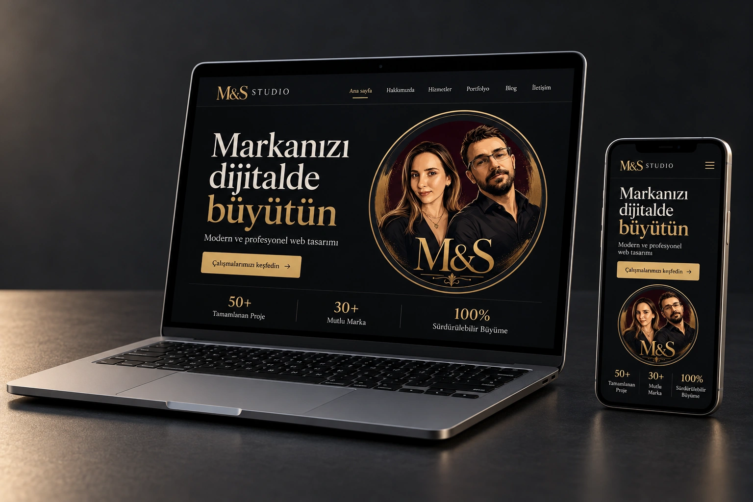 Laptop ve telefonda M&S web sitesi